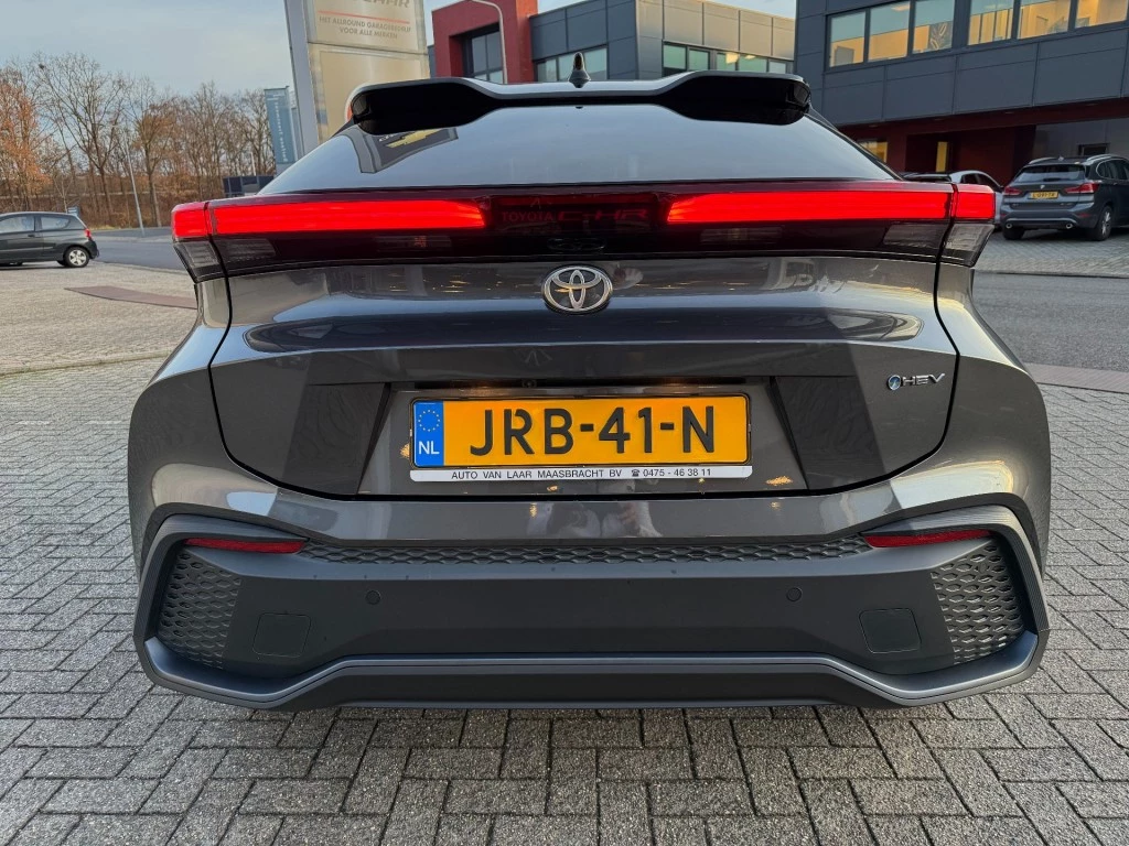 Hoofdafbeelding Toyota C-HR