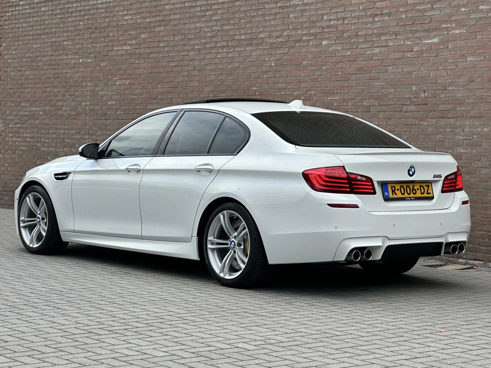 Hoofdafbeelding BMW M5