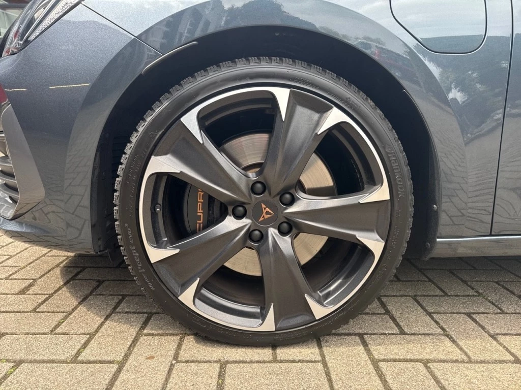 Hoofdafbeelding CUPRA Leon
