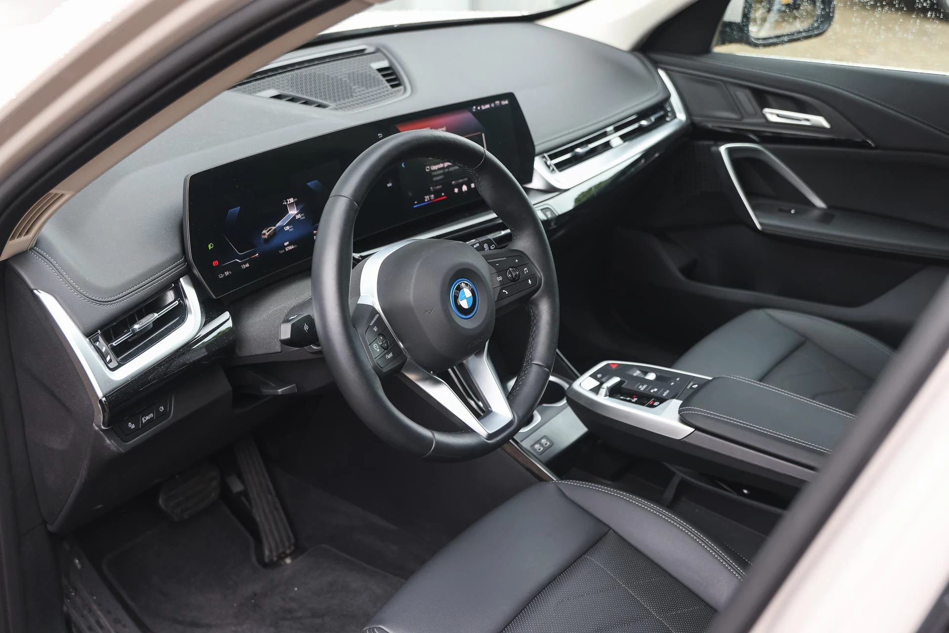Hoofdafbeelding BMW iX1