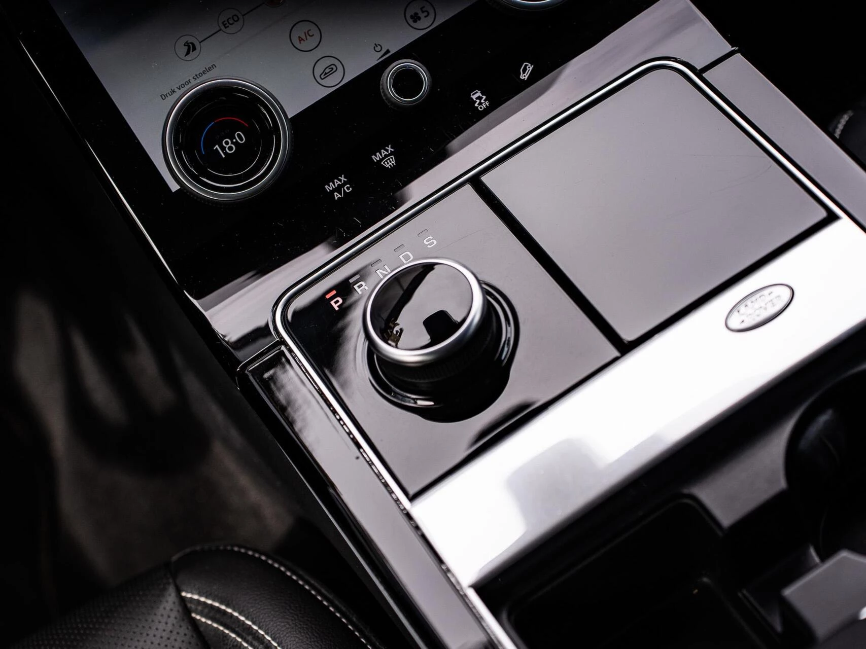 Hoofdafbeelding Land Rover Range Rover Velar