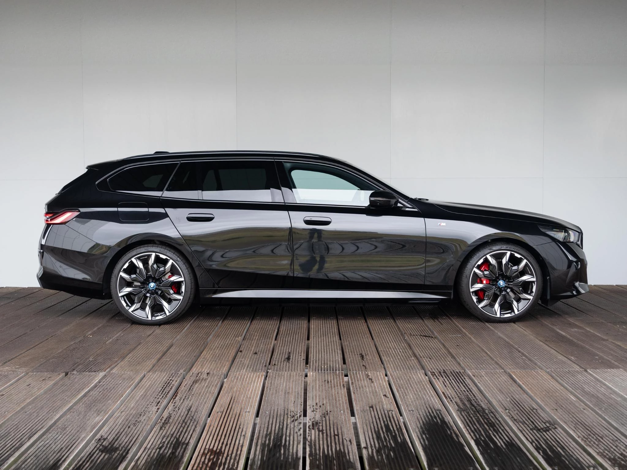 Hoofdafbeelding BMW i5