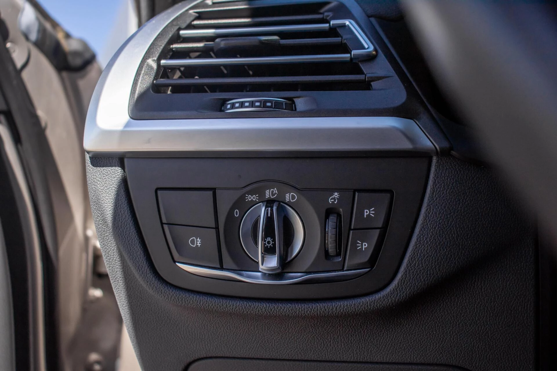 Hoofdafbeelding BMW iX3