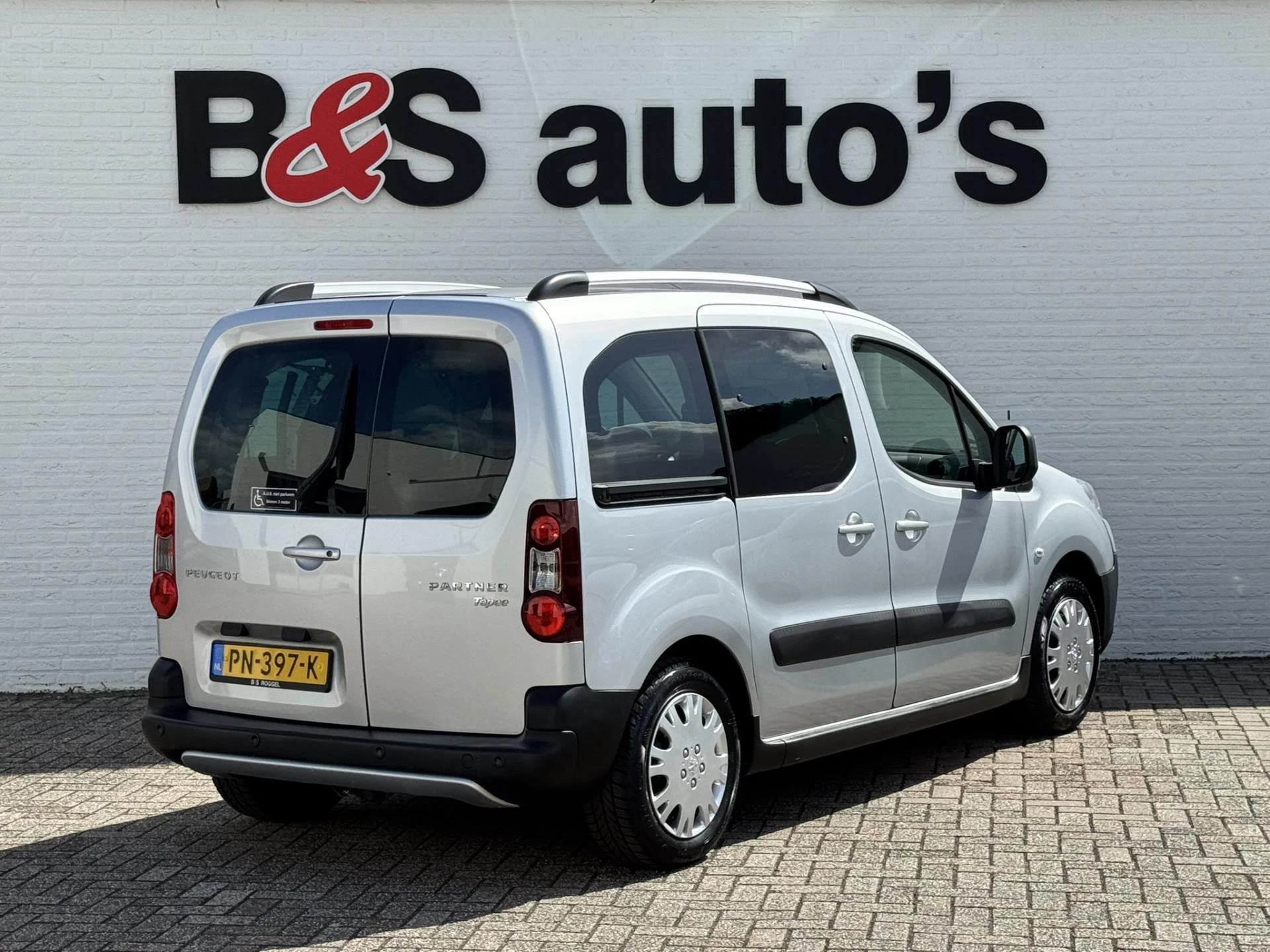 Hoofdafbeelding Peugeot Partner