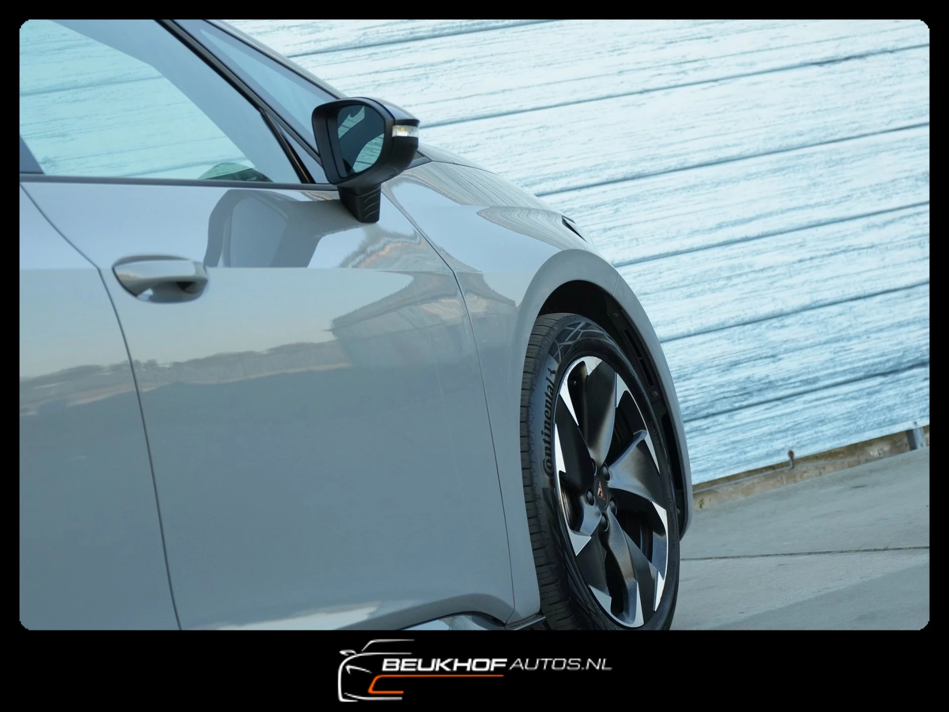 Hoofdafbeelding CUPRA Born