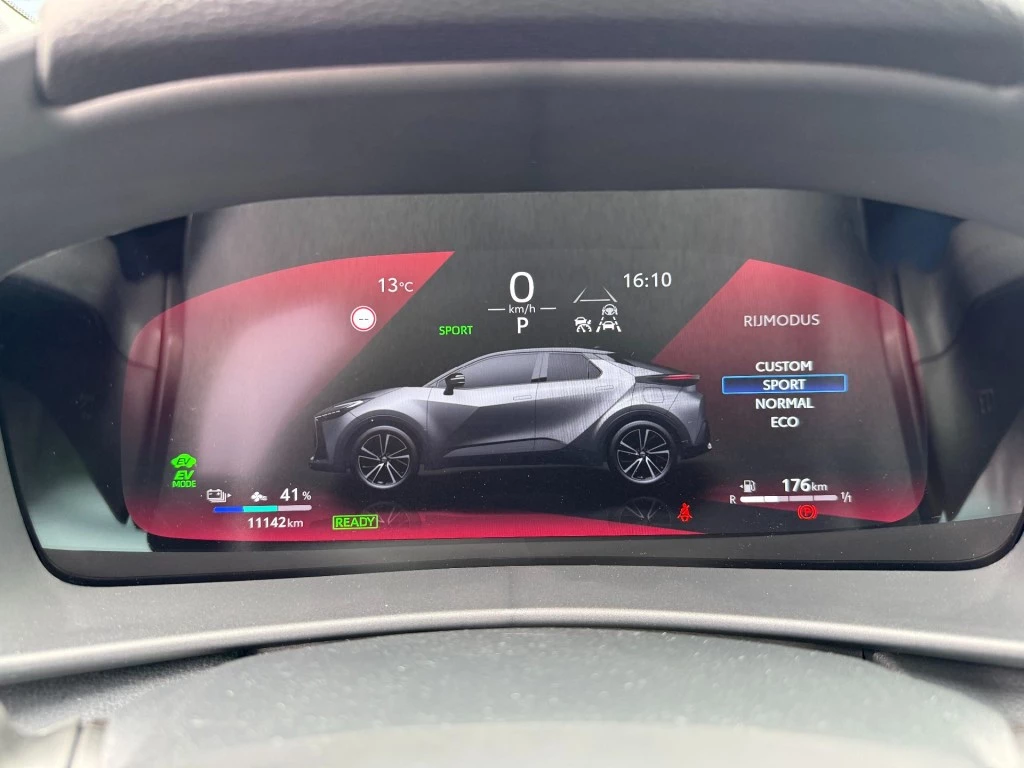 Hoofdafbeelding Toyota C-HR