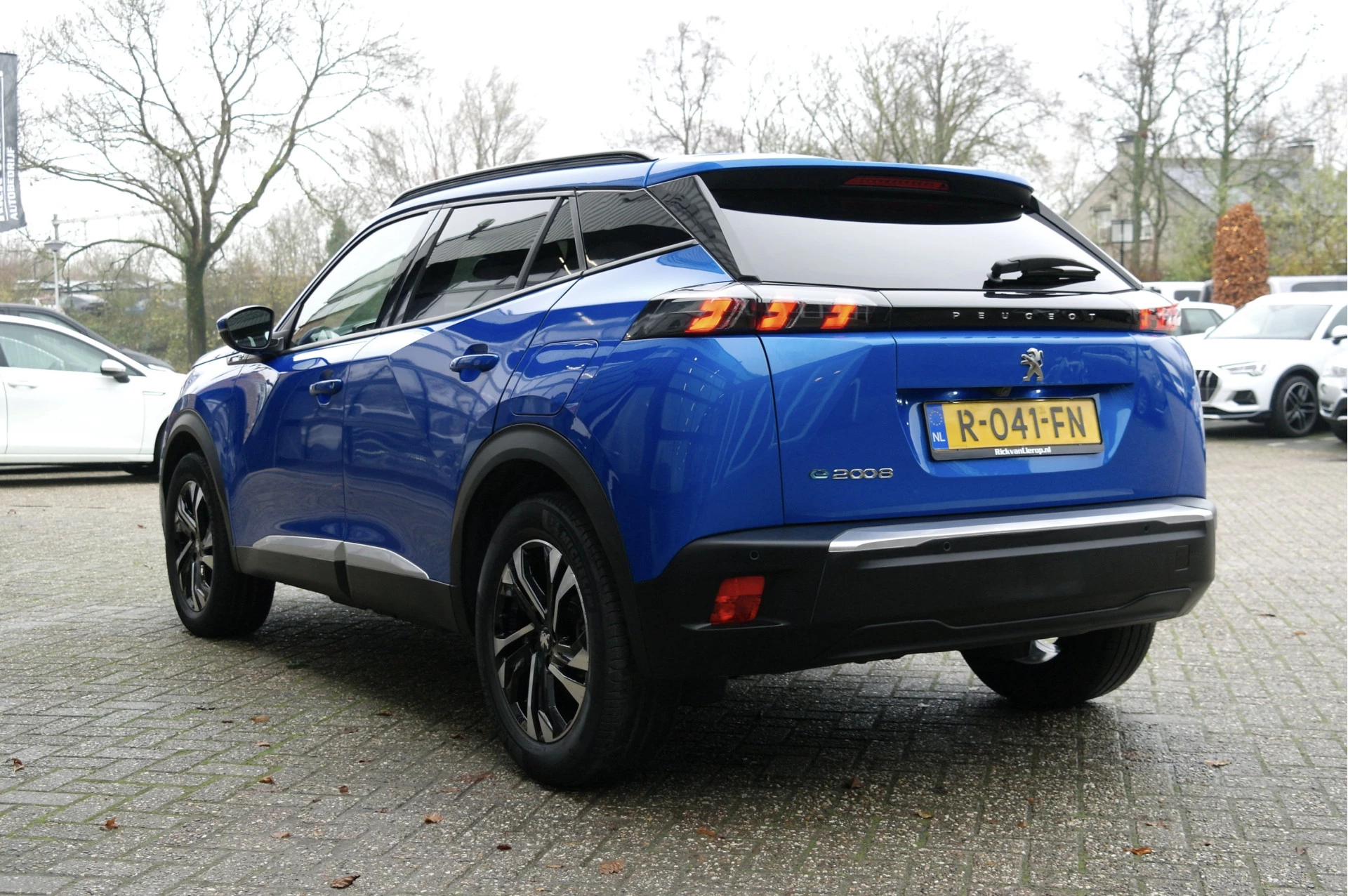 Hoofdafbeelding Peugeot e-2008