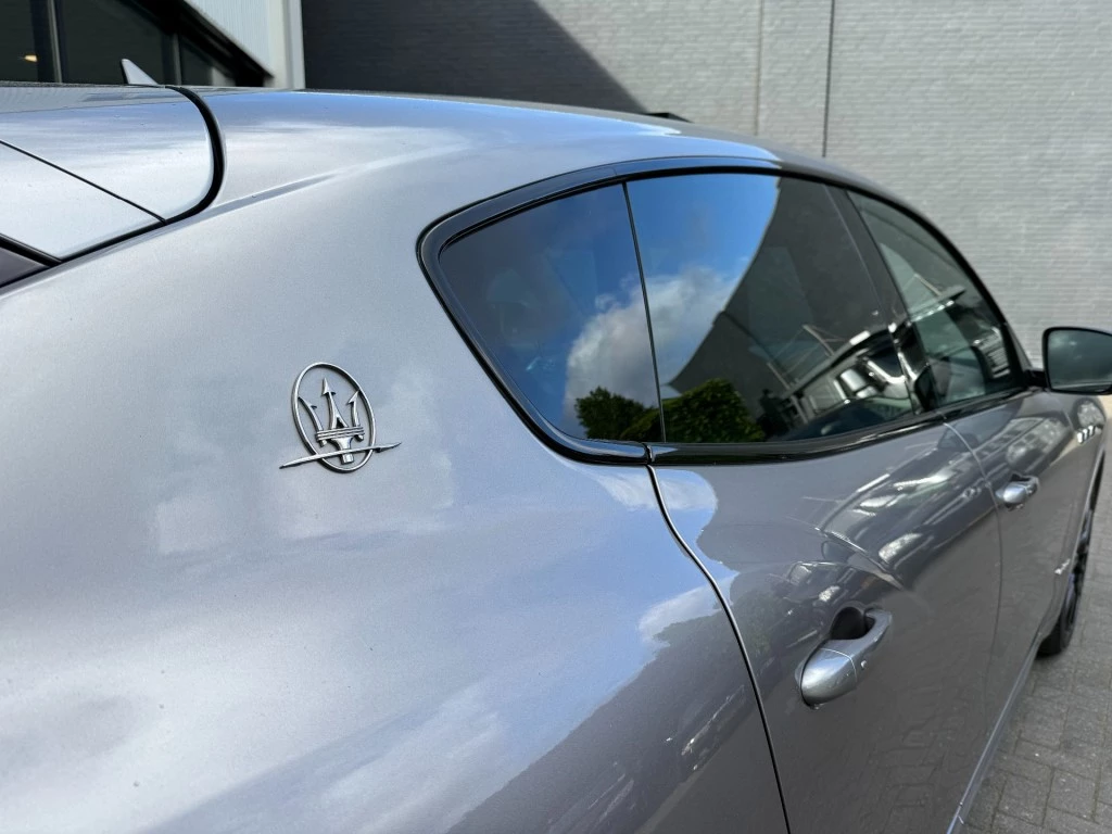 Hoofdafbeelding Maserati Levante