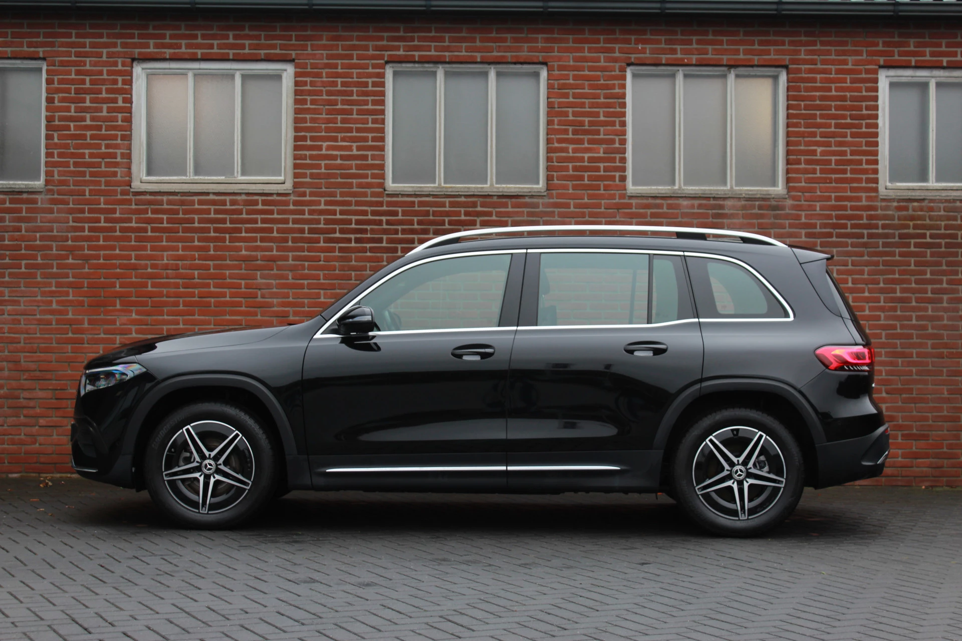 Hoofdafbeelding Mercedes-Benz EQB