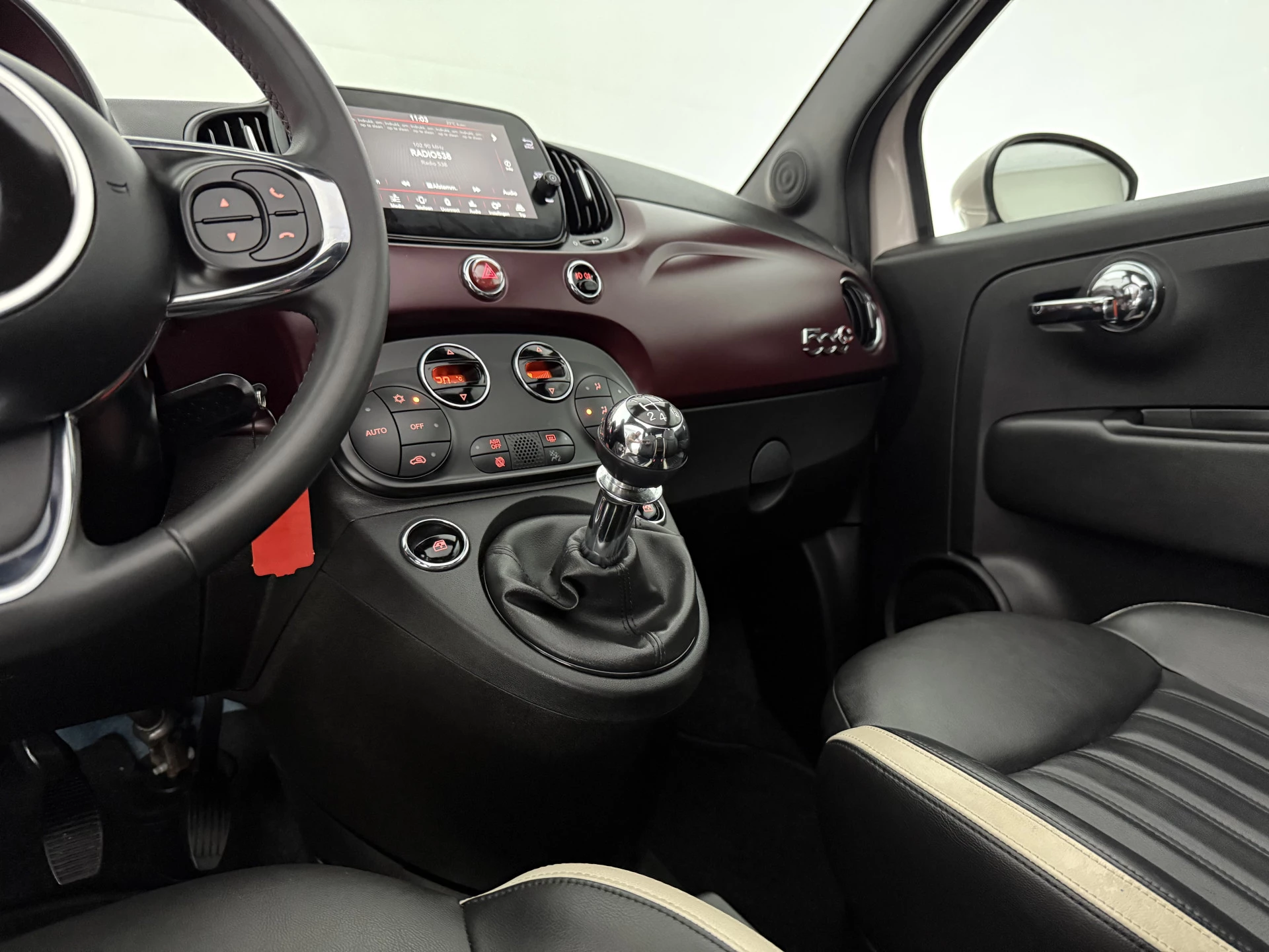 Hoofdafbeelding Fiat 500C