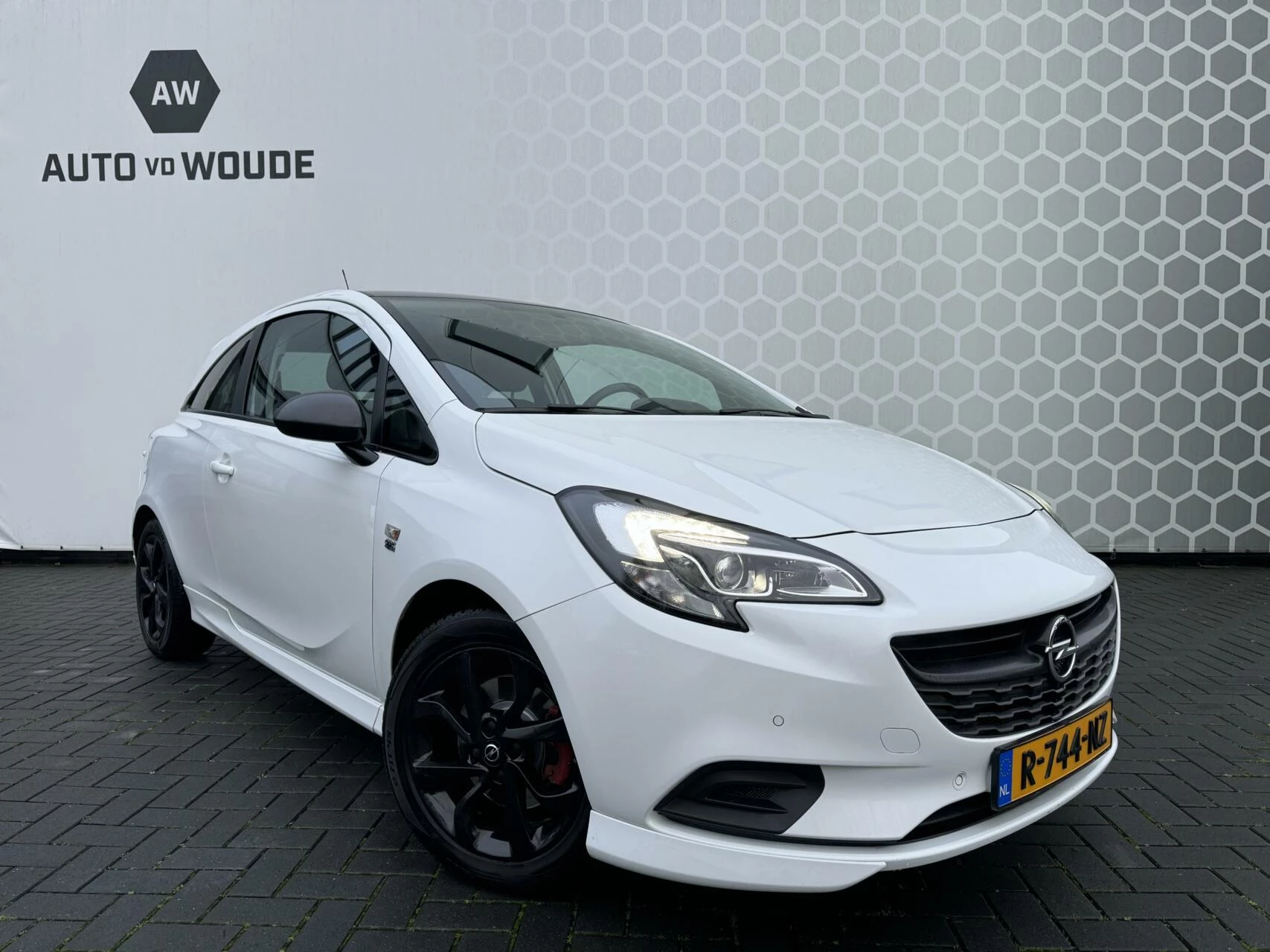 Hoofdafbeelding Opel Corsa