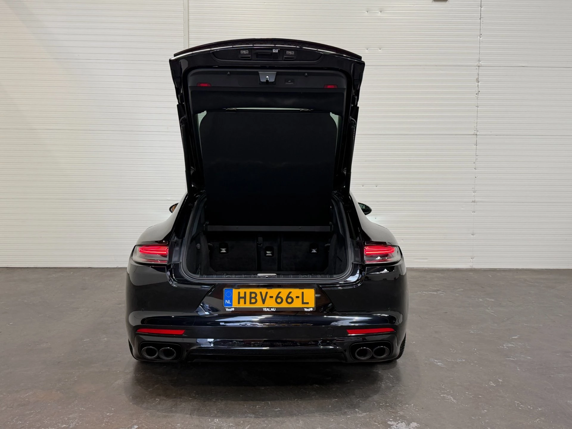 Hoofdafbeelding Porsche Panamera