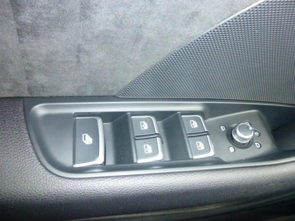 Hoofdafbeelding Audi Cabriolet