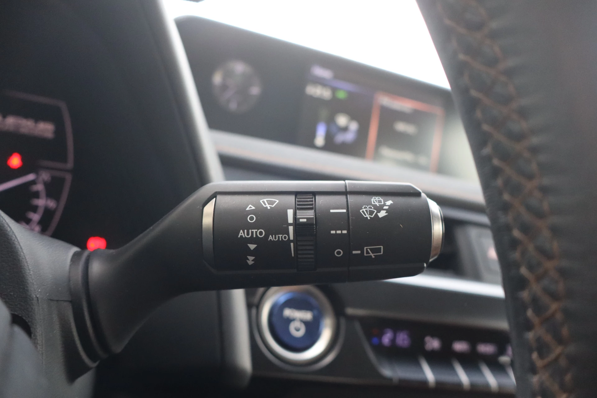 Hoofdafbeelding Lexus UX