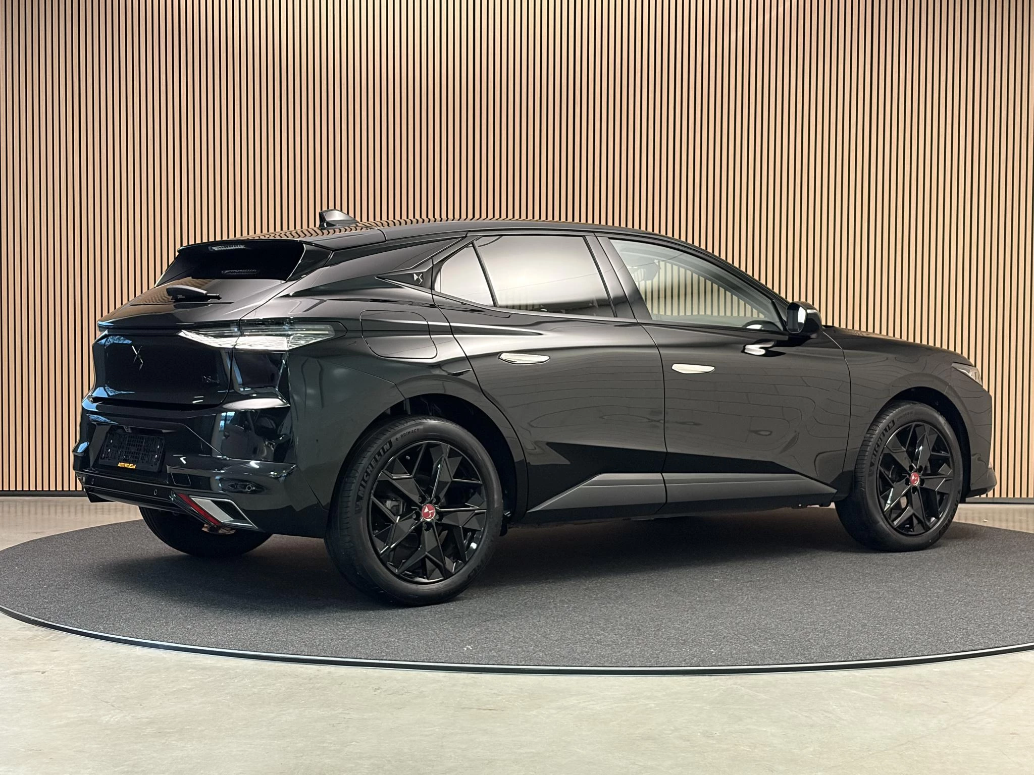 Hoofdafbeelding DS DS 4