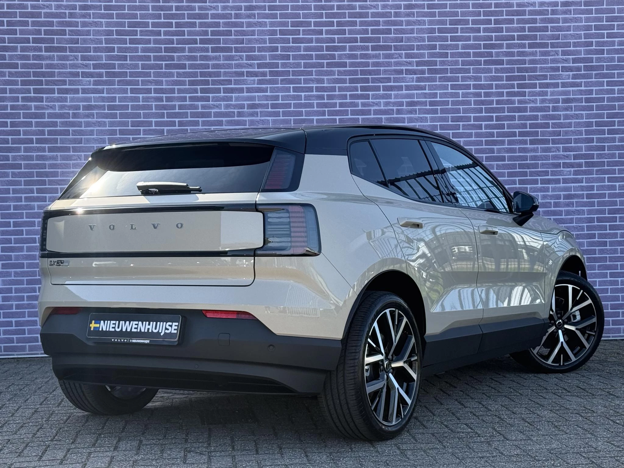 Hoofdafbeelding Volvo EX30