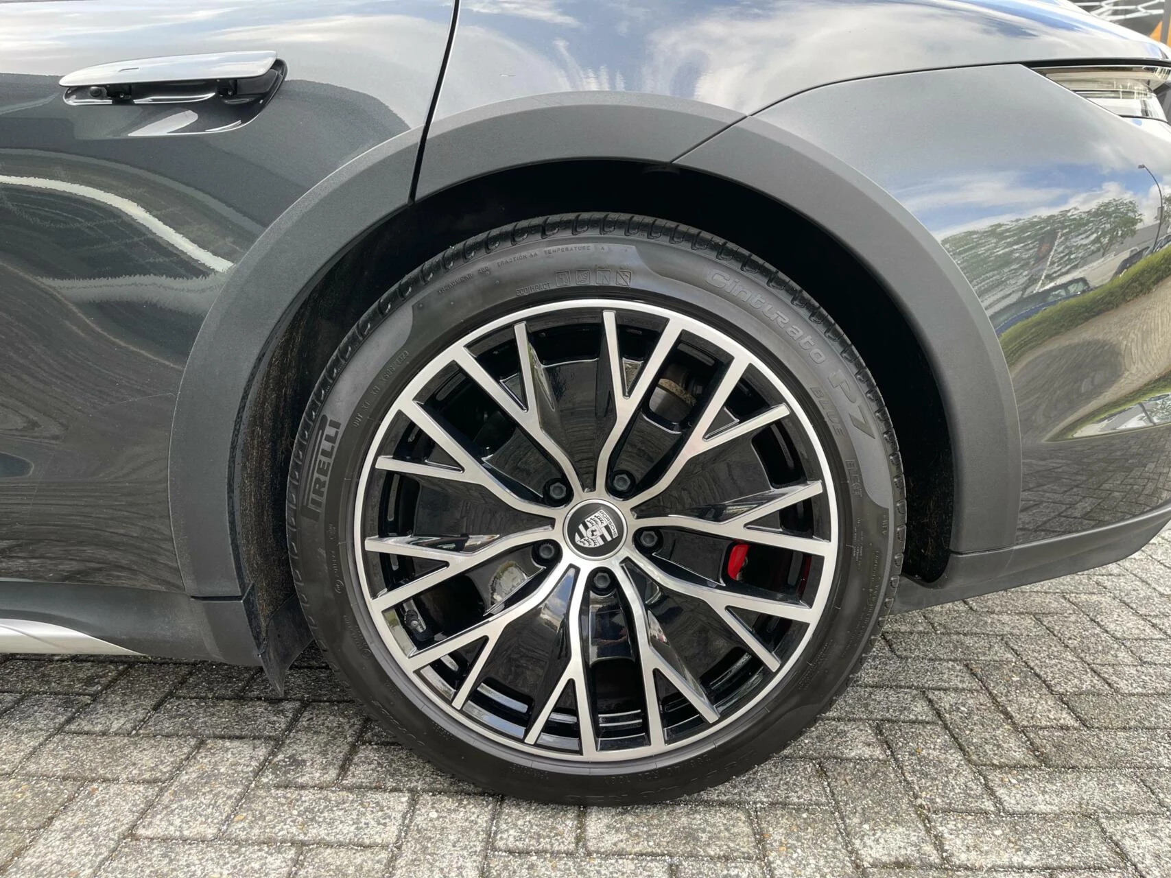 Hoofdafbeelding Porsche Taycan