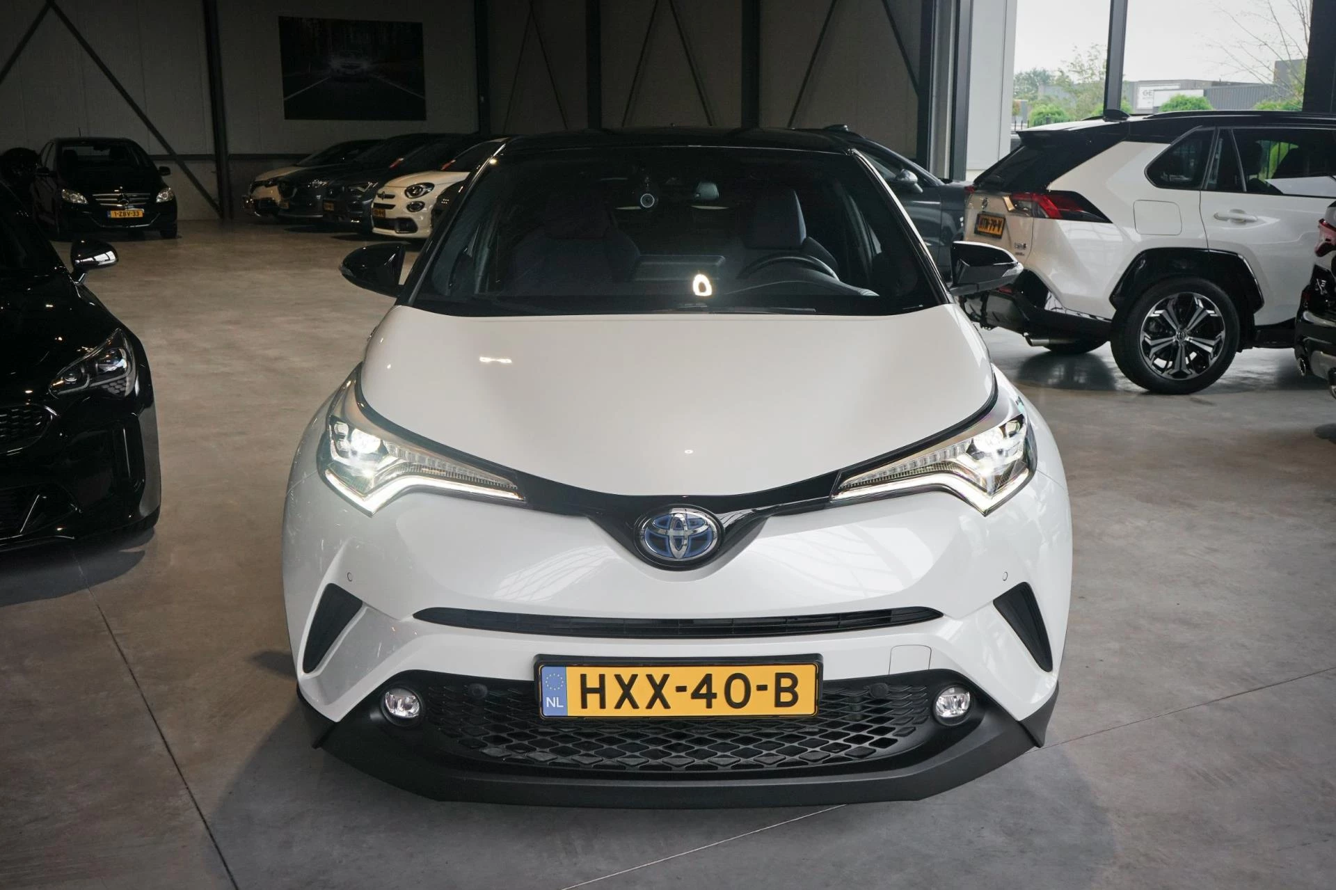 Hoofdafbeelding Toyota C-HR
