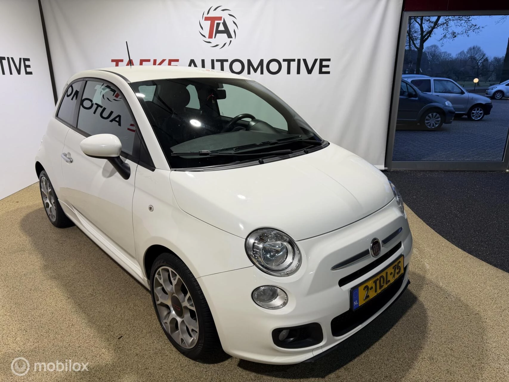 Hoofdafbeelding Fiat 500