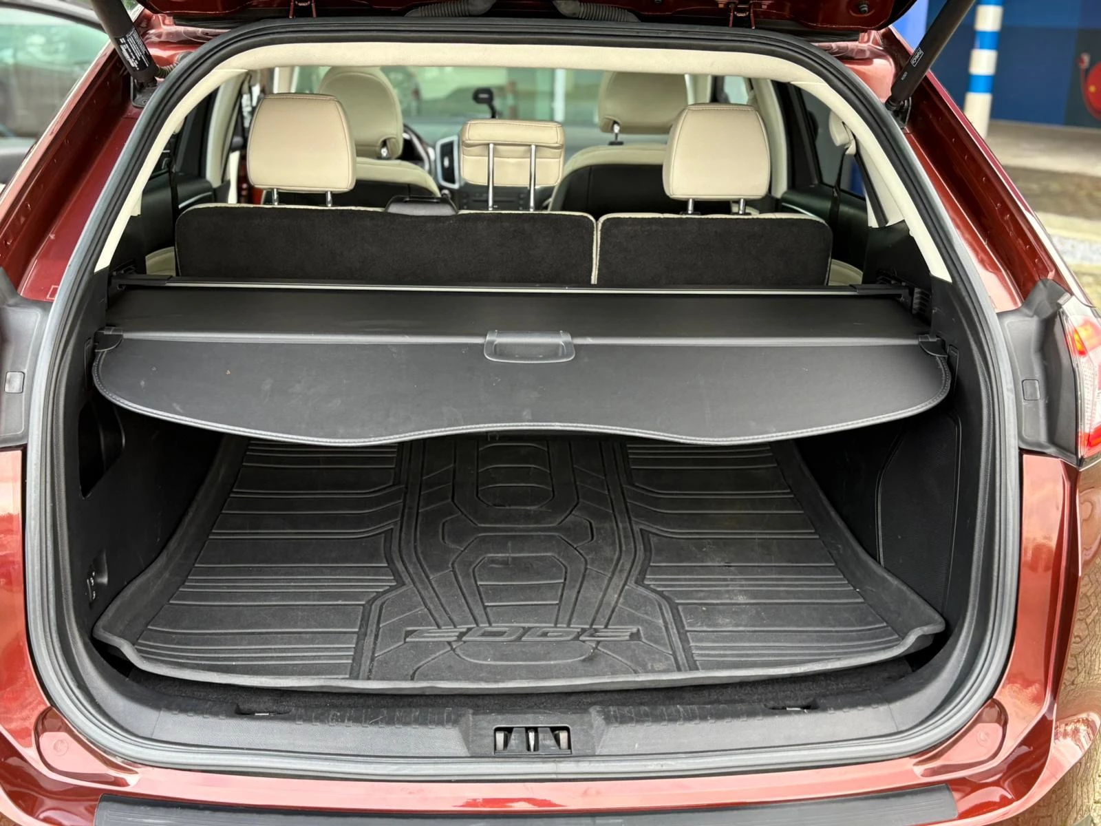 Hoofdafbeelding Ford Edge