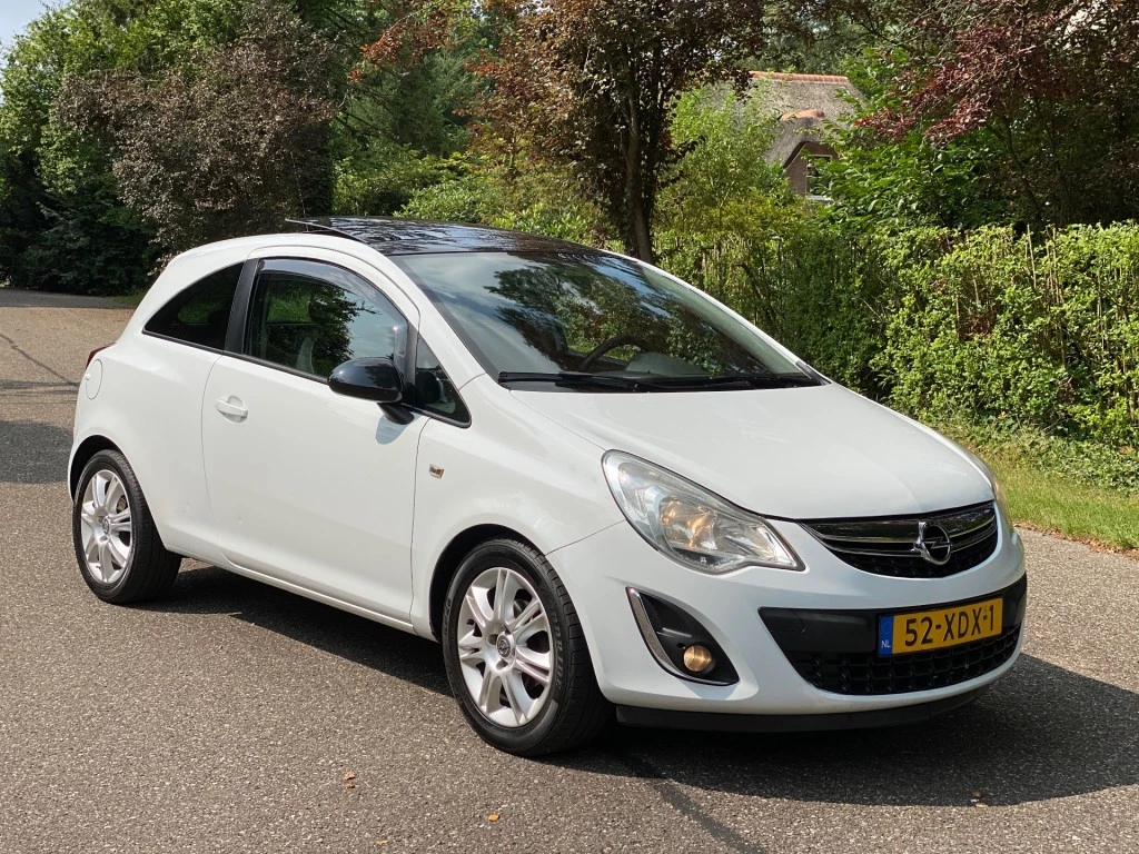 Hoofdafbeelding Opel Corsa