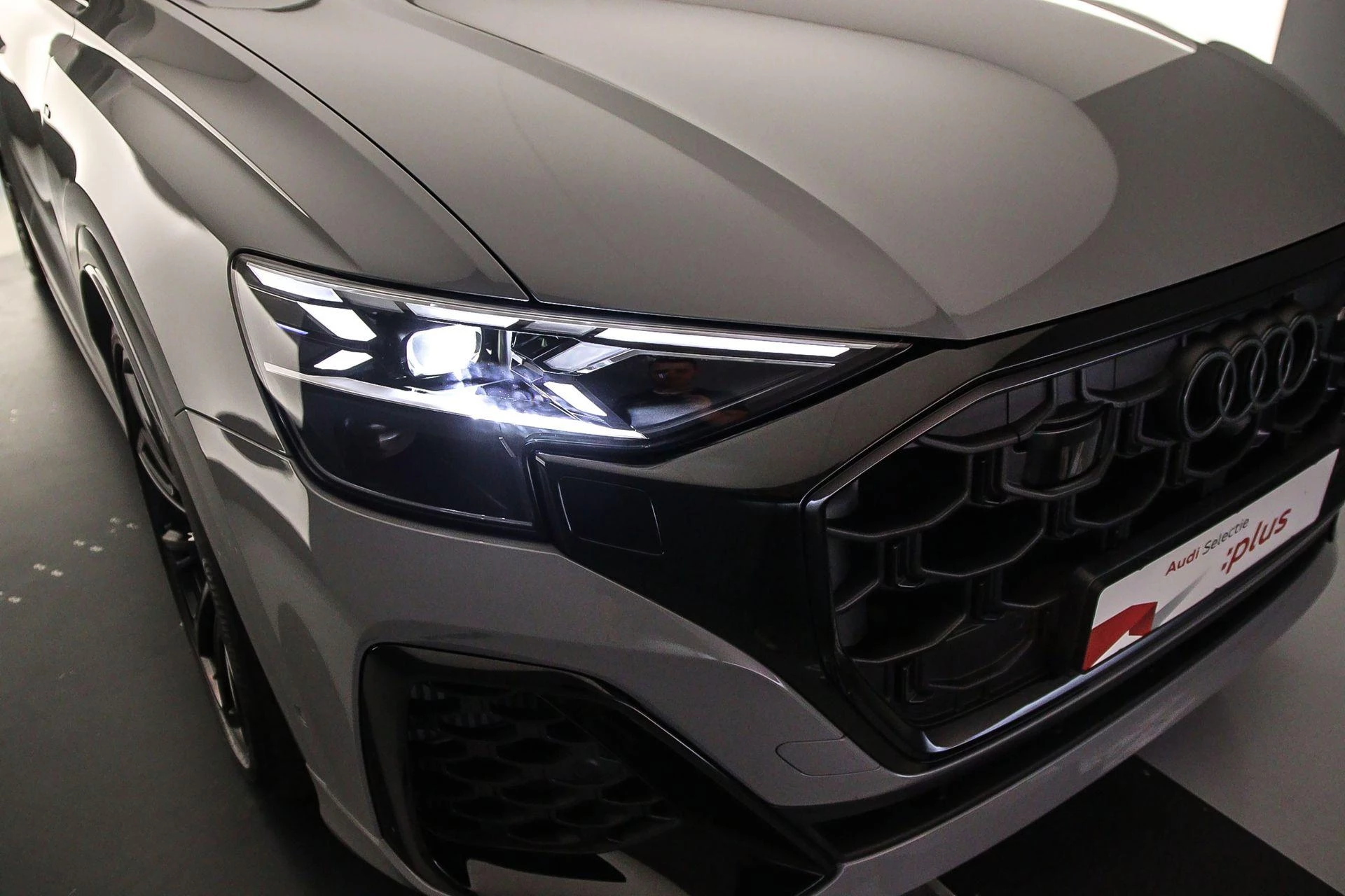 Hoofdafbeelding Audi Q8