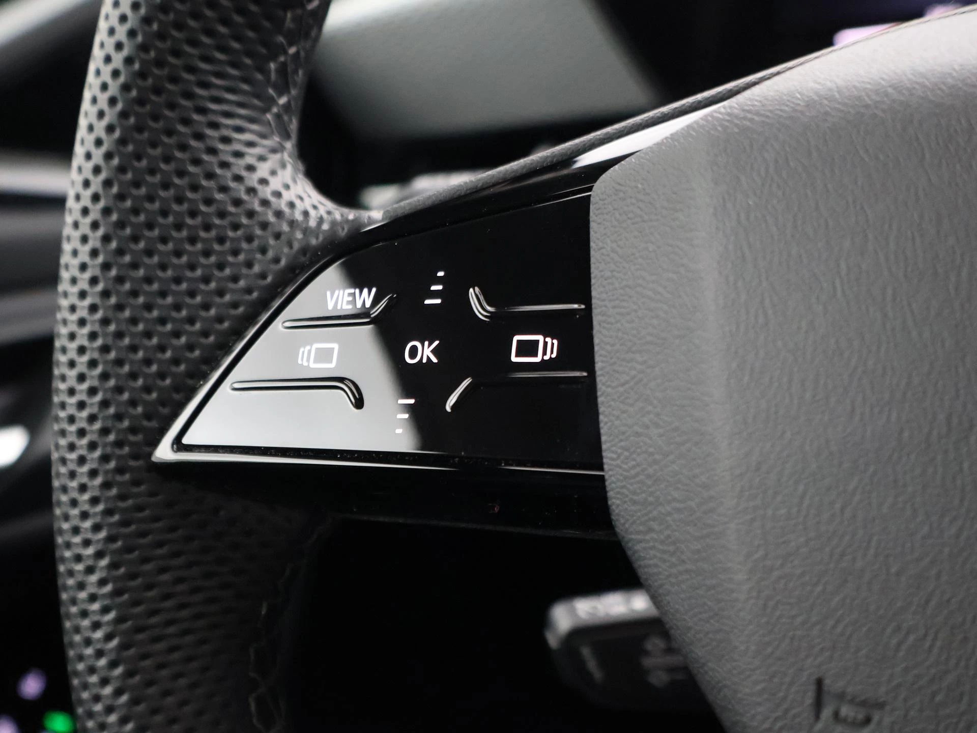 Hoofdafbeelding Audi A6 Avant e-tron