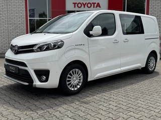 Hoofdafbeelding Toyota ProAce Toyota PROACE Electric WORKER STANDARD RANGE PROF PARK-SENSOREN 2X SCHUIFDEUR APPLE/ANDROID BIJRIJDERSBANK APPLE/ANDROID BSM STOELVER KEYLESS HOUT-LAADVLOER