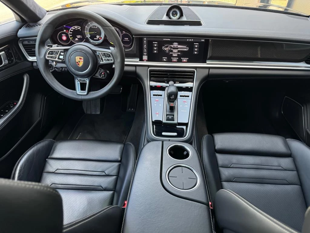 Hoofdafbeelding Porsche Panamera