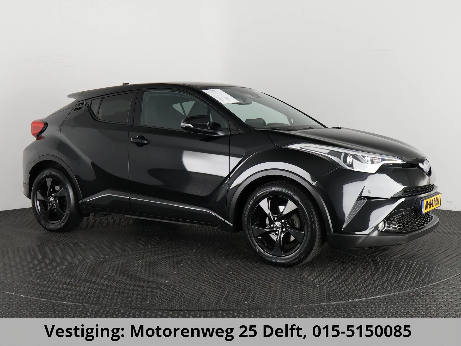 Hoofdafbeelding Toyota C-HR