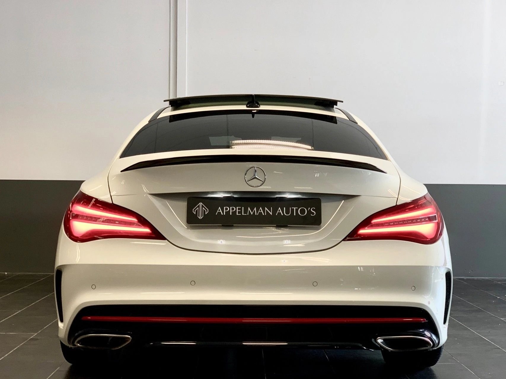 Hoofdafbeelding Mercedes-Benz CLA