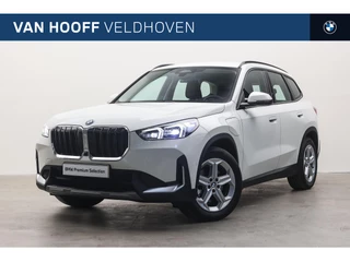 BMW X1 xDrive25e Automaat / Trekhaak / Adaptieve LED / Parking Assistant Plus / Comfort Access / Head-Up / Stuurverwarming