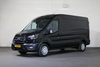 Hoofdafbeelding Ford Transit Ford Transit 2.0 TDci L3 H2 Trend Airco Navigatie Camera Bott Vario Kast