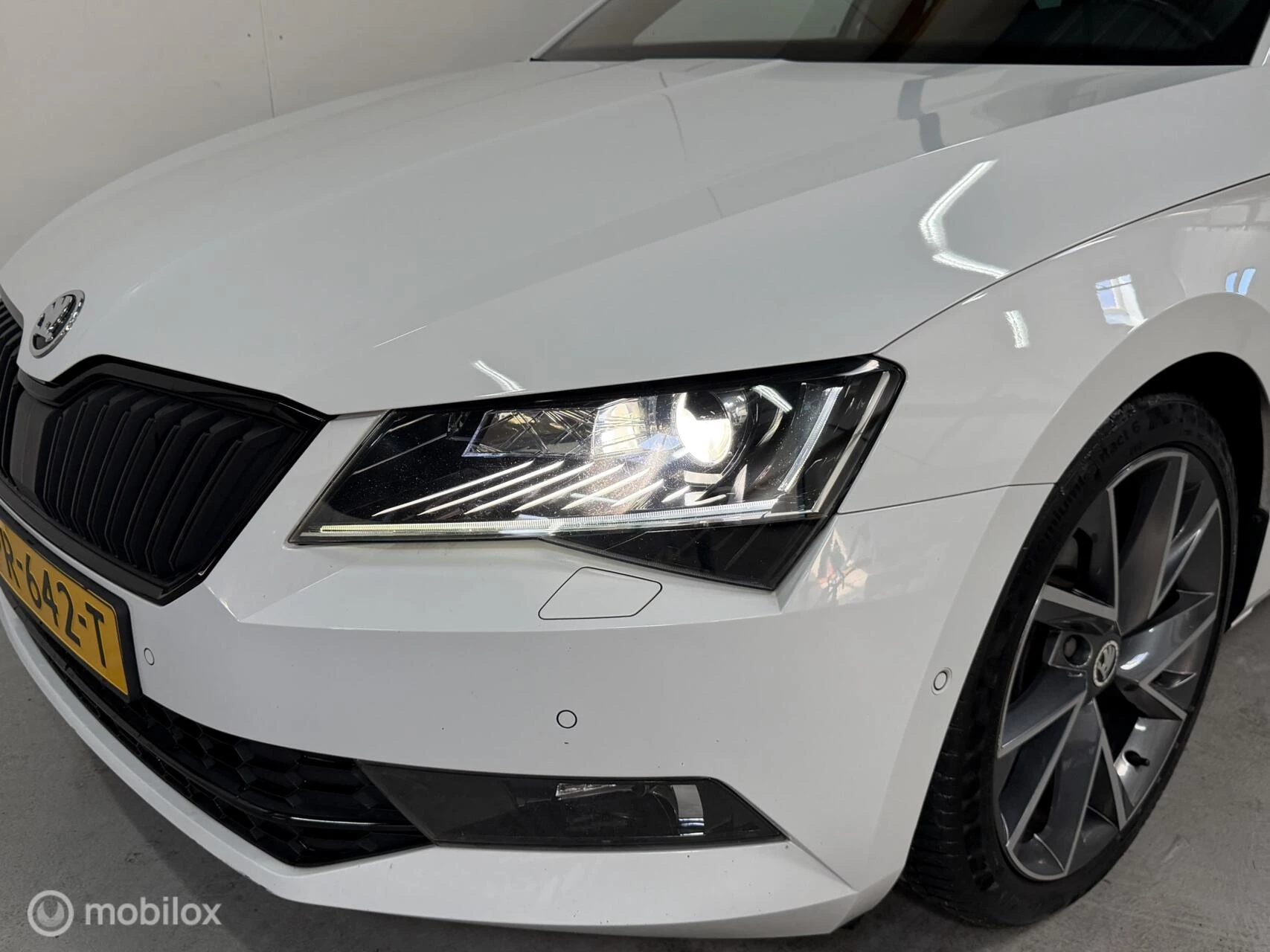 Hoofdafbeelding Škoda Superb