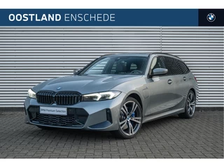 BMW 3 Serie Touring 320e M Sport Automaat  Panoramadak / Sportstoelen / Adaptieve LED / Stoelverwarming / Widescreen Display / Live Cockpit Plus