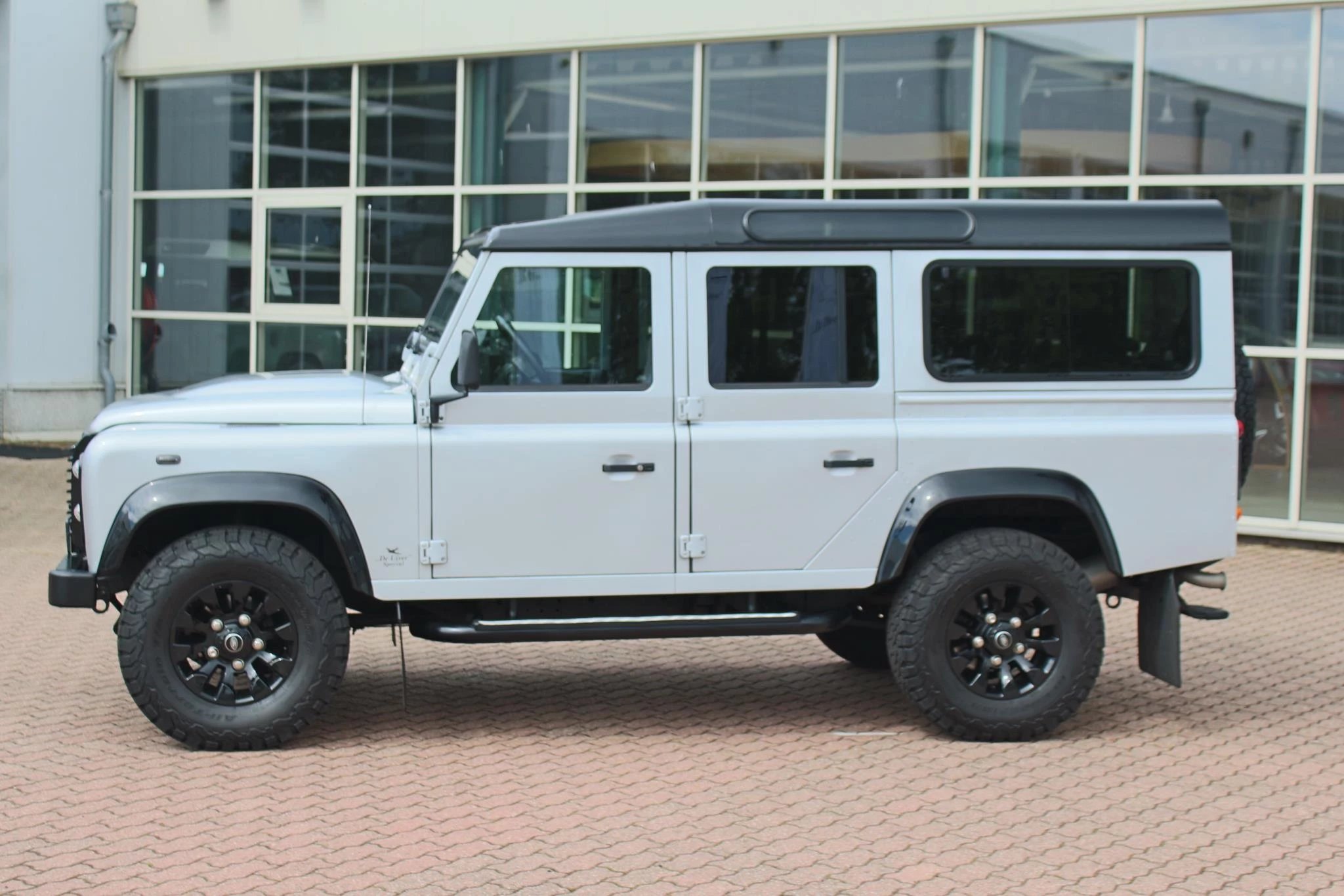 Hoofdafbeelding Land Rover Defender