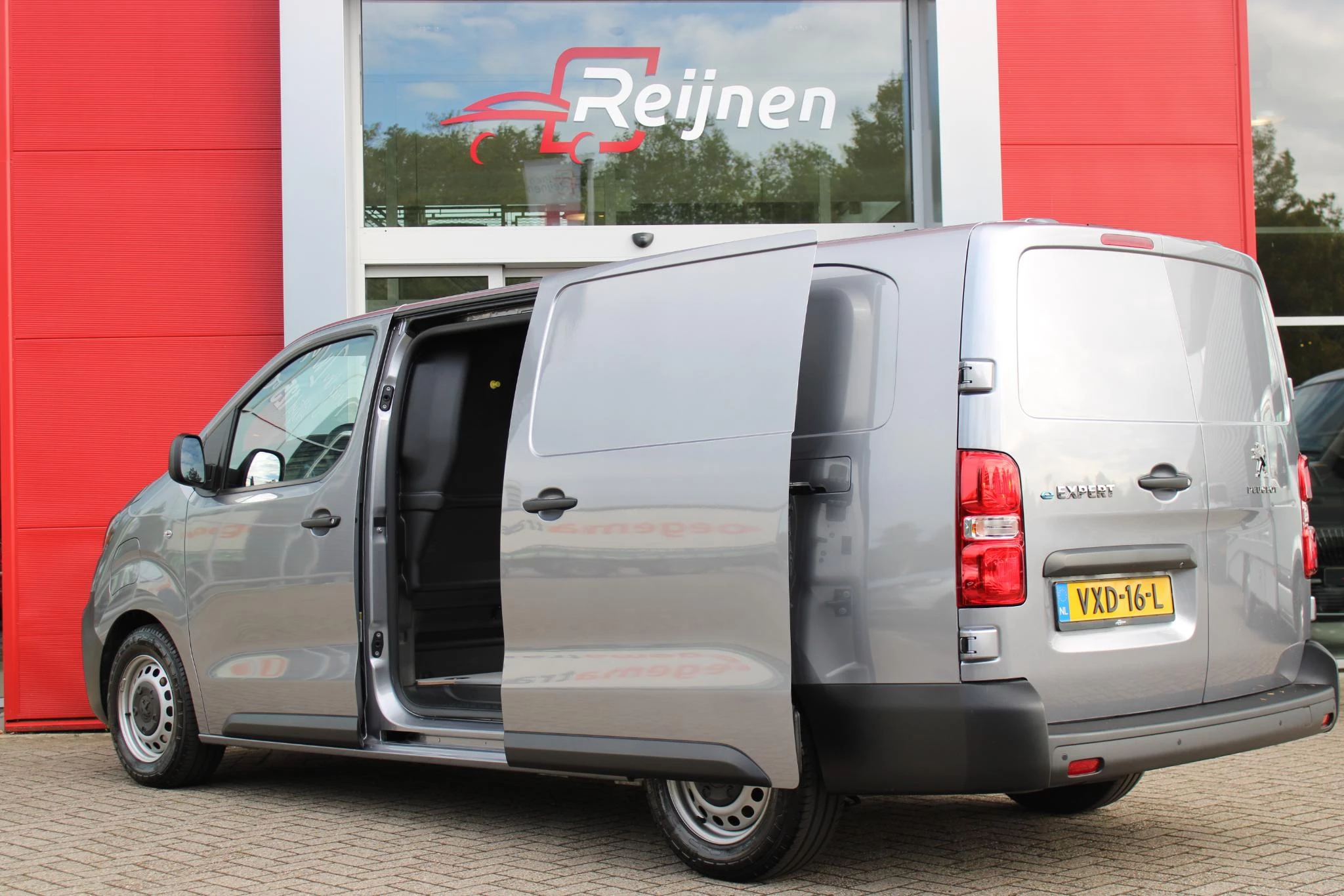 Hoofdafbeelding Peugeot e-Expert