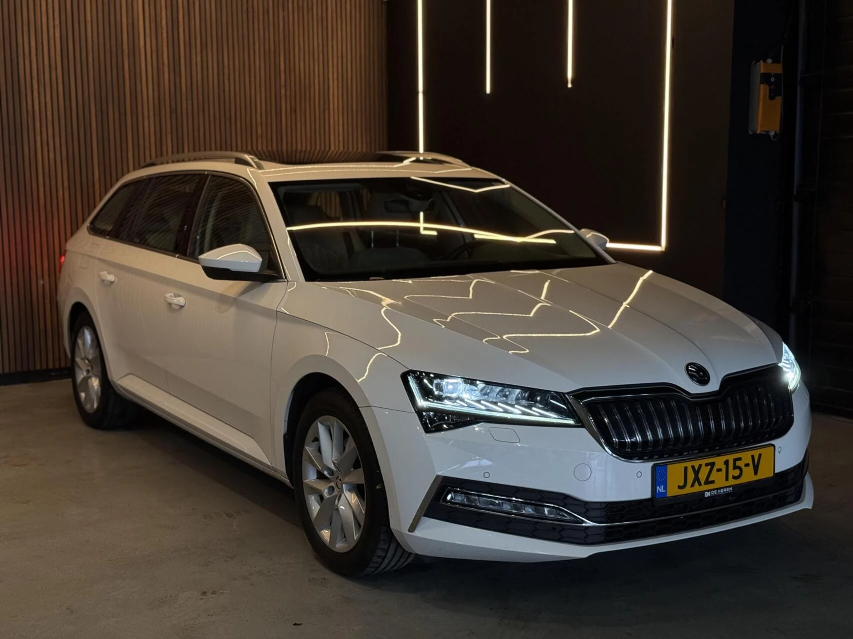 Hoofdafbeelding Škoda Superb