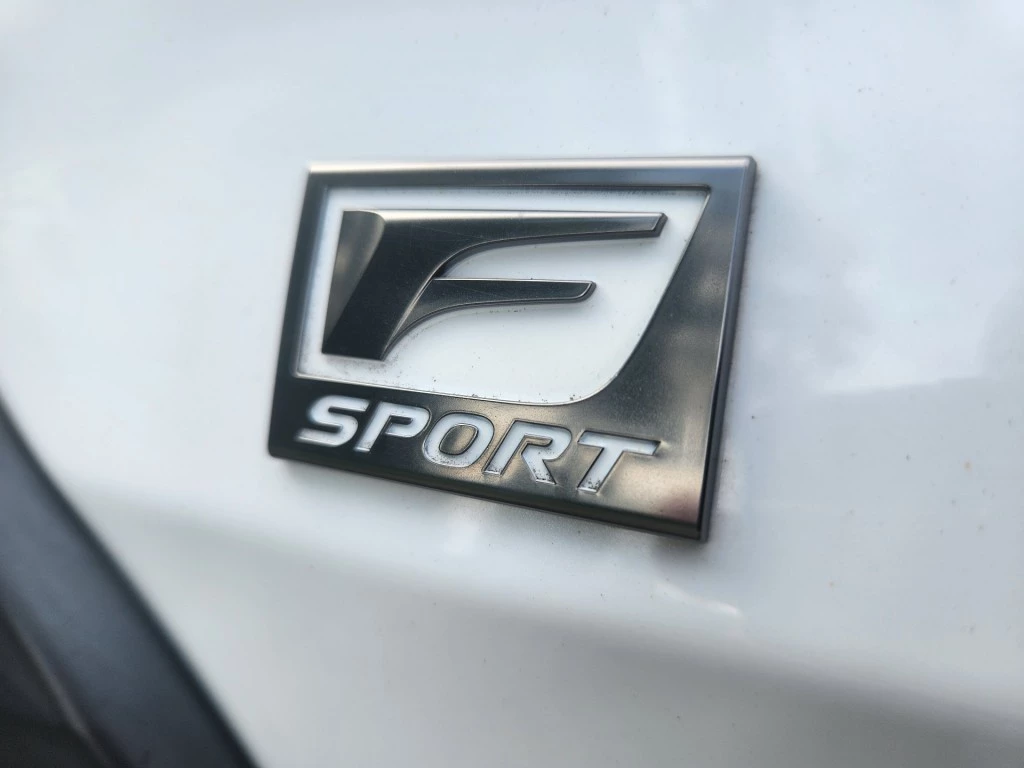 Hoofdafbeelding Lexus UX