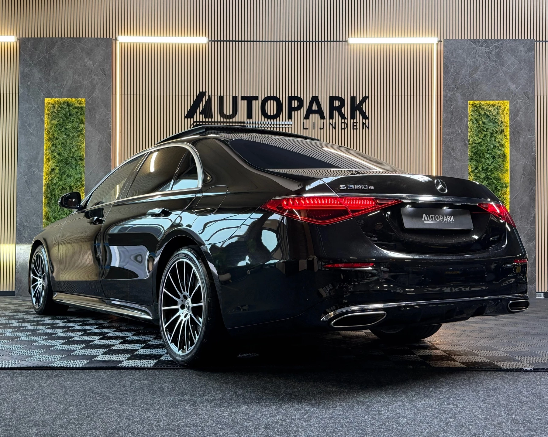 Hoofdafbeelding Mercedes-Benz S-Klasse