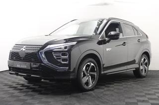 Hoofdafbeelding Mitsubishi Eclipse Cross Mitsubishi Eclipse Cross 2.4 PHEV Intense+ |Navi|Camera|Stoelverwarming voor/achter|........