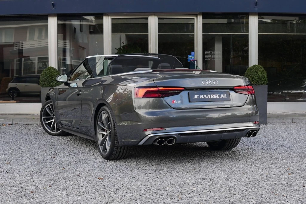 Hoofdafbeelding Audi S5
