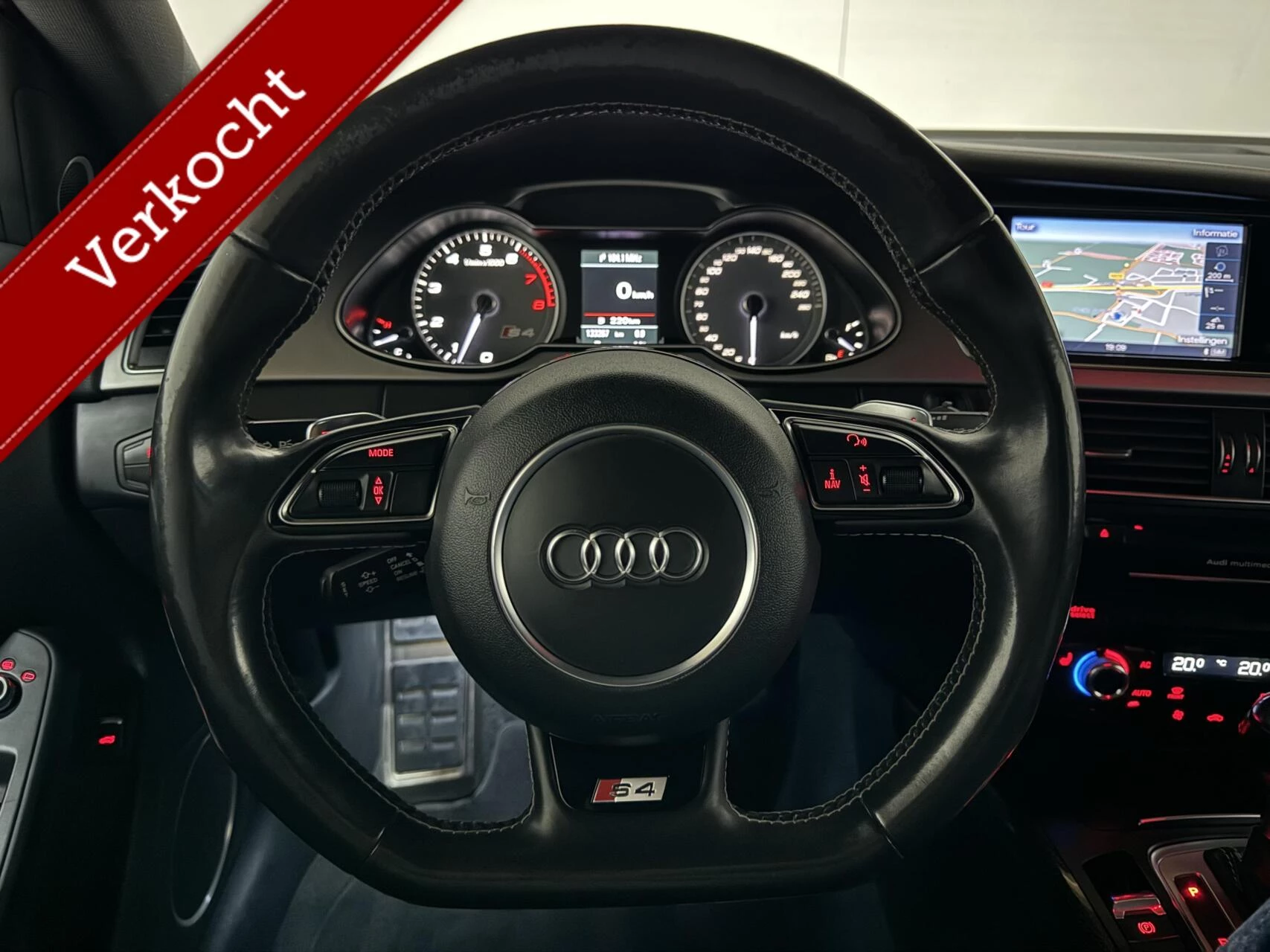 Hoofdafbeelding Audi S4