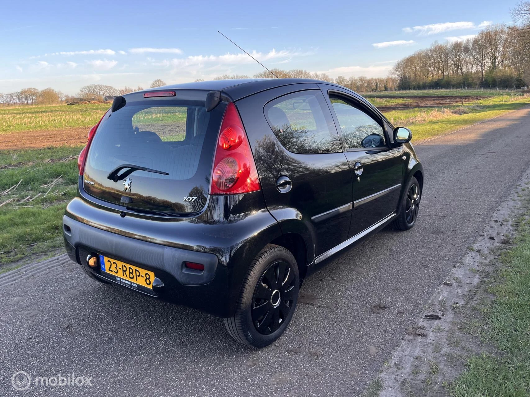 Hoofdafbeelding Peugeot 107