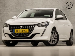 Peugeot 208 1.2 PureTech Sport (APPLE CARPLAY, GROOT NAVI, 360 CAMERA, LM VELGEN, SPORTSTOELEN, TREKHAAK, PARKEERSENSOREN, NIEUWE APK, NIEUWSTAAT)