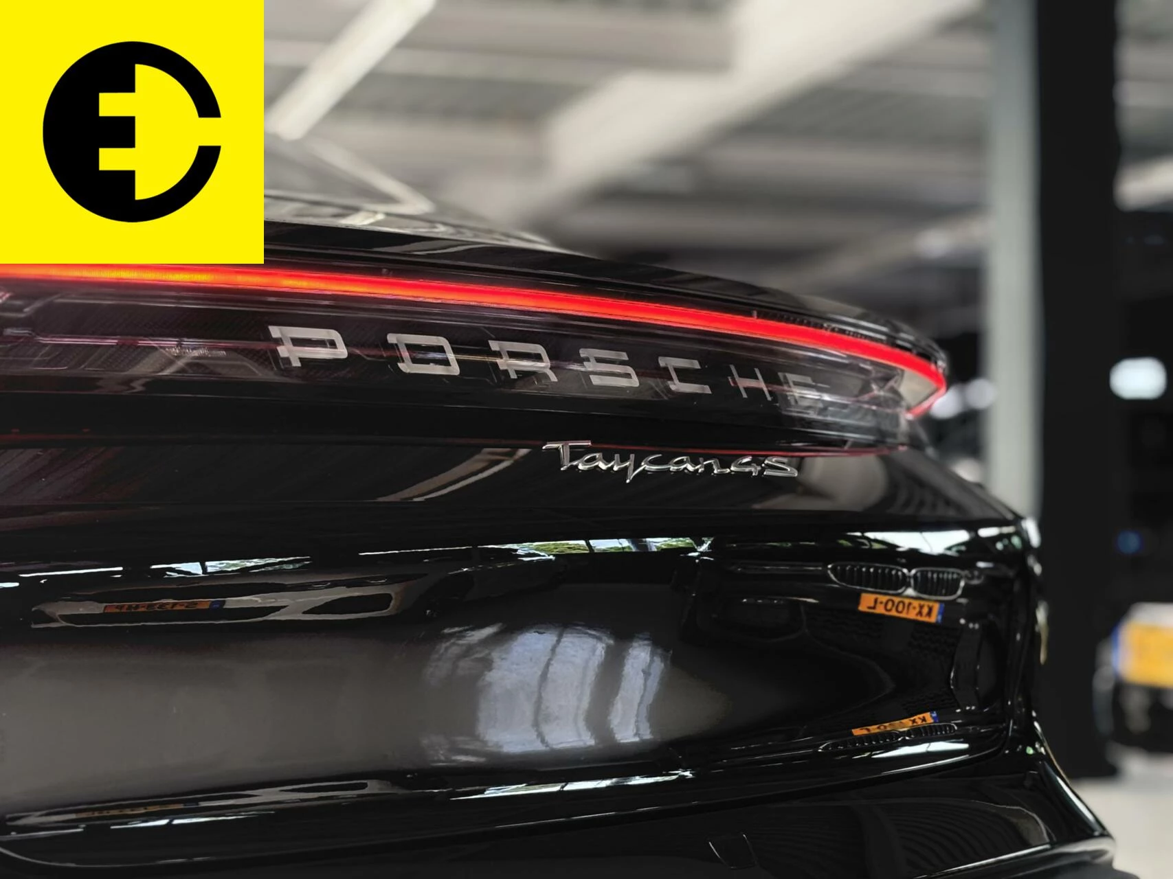 Hoofdafbeelding Porsche Taycan