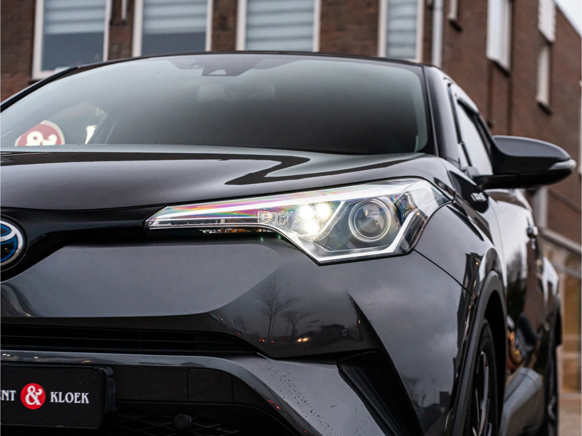 Hoofdafbeelding Toyota C-HR