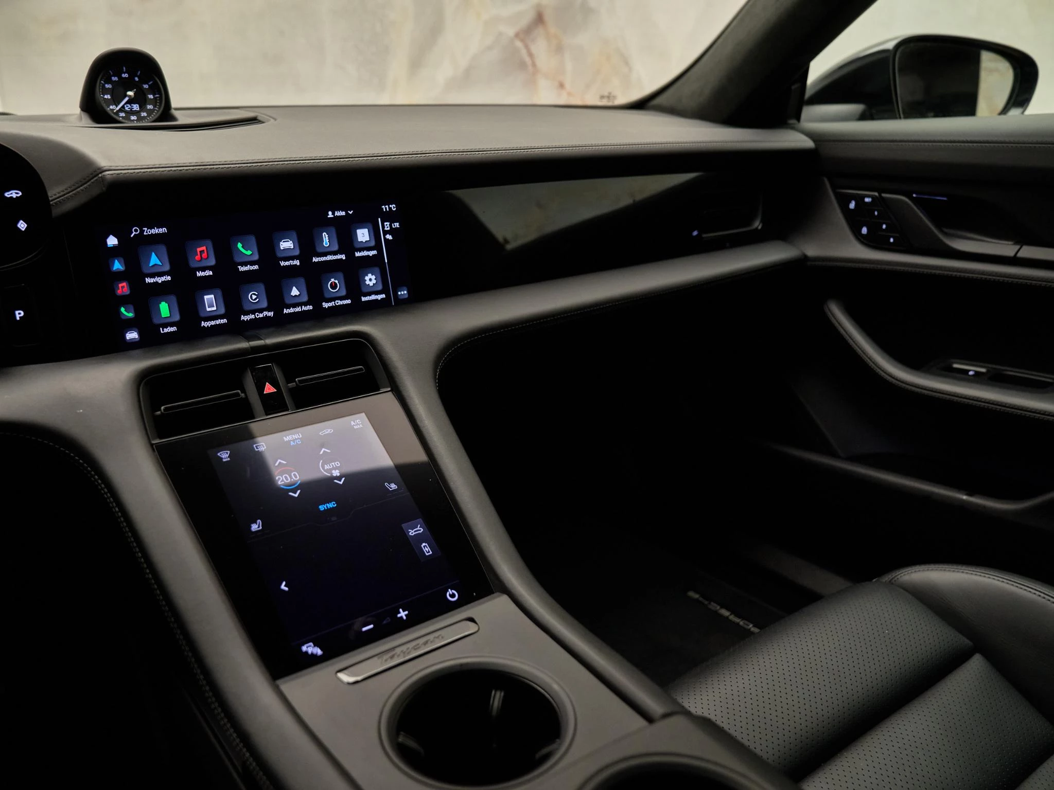 Hoofdafbeelding Porsche Taycan