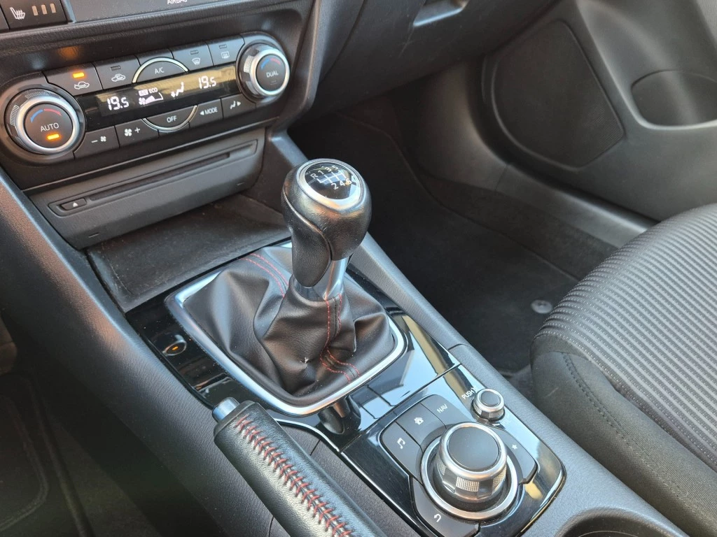 Hoofdafbeelding Mazda 3