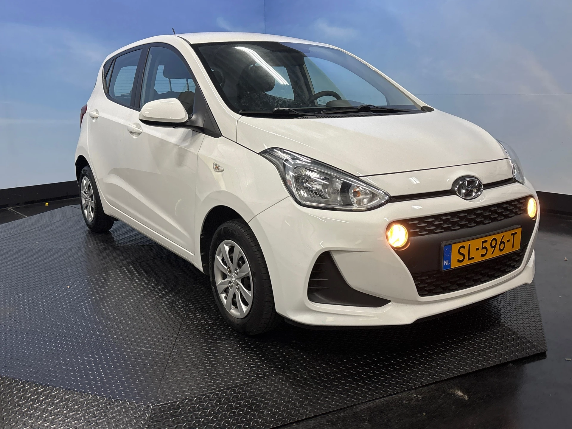 Hoofdafbeelding Hyundai i10